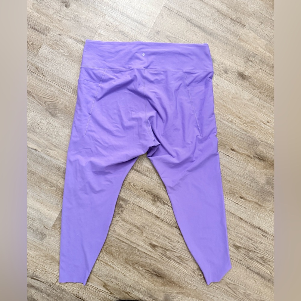 Peloton • Cadent High Rise Pocket Legging - Picture 11 of 15